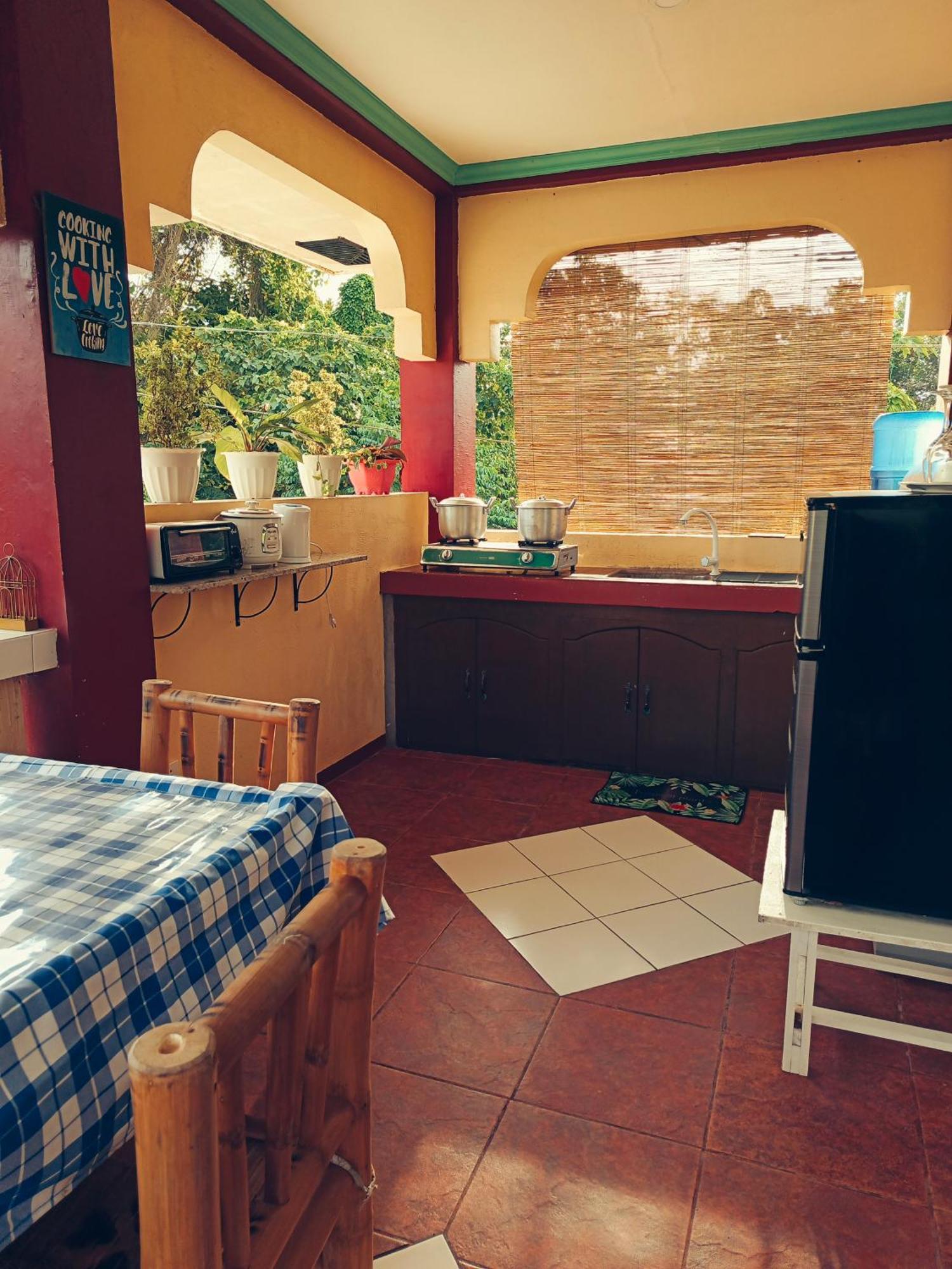Peace Lily Studio Apartments Панглао Экстерьер фото